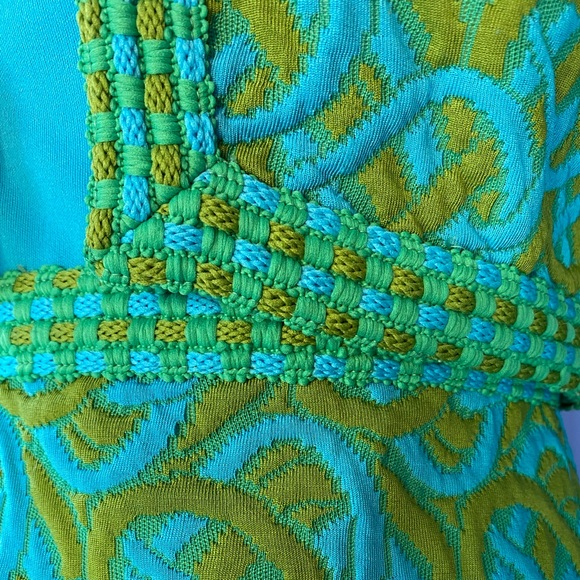 Vintage 1960s Belfry By Gerald Pierce mock-Neck Textured Mod Dress Set - Picture 9 of 11